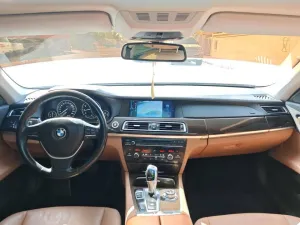 2011 بي أم دابليو الفئة - 7 740Li
