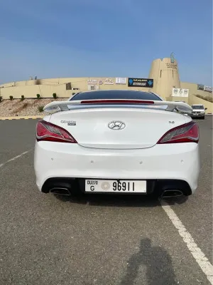 2015 هيونداي جينيسيس