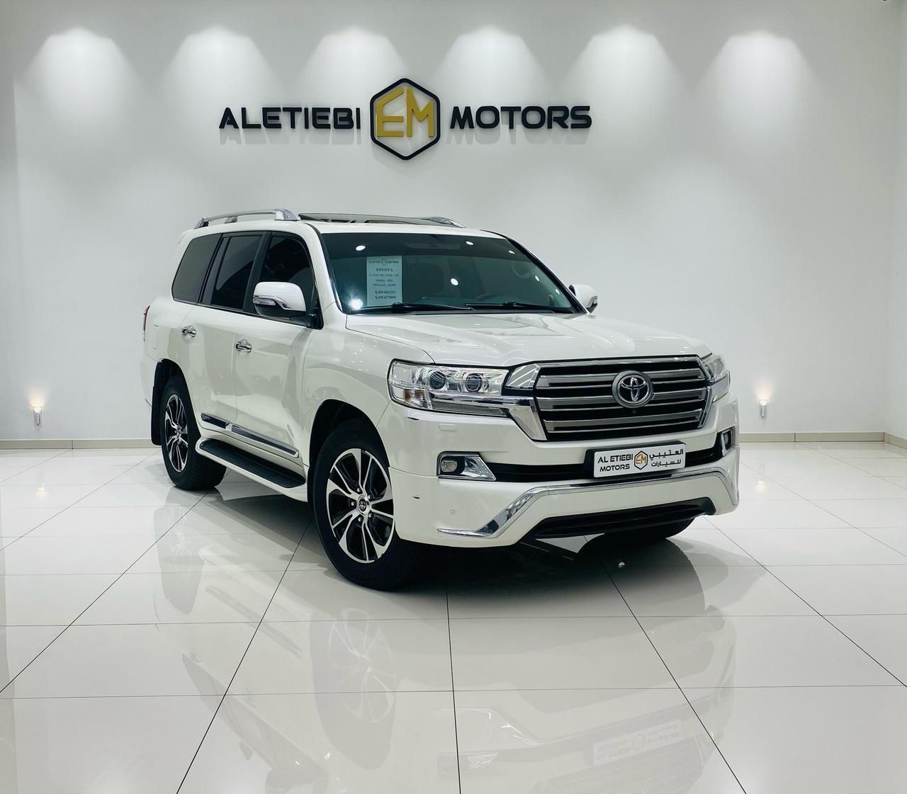 TOYOTA LAND CRUISER VXR V8 MODEL 2016