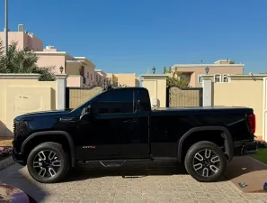 2023 GMC Sierra AT4
