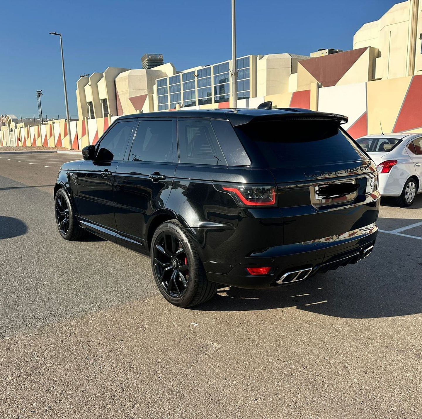 2018 لاند روفر رينج روفر سبورت SVR