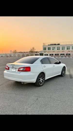 2011 Mitsubishi Galant ES