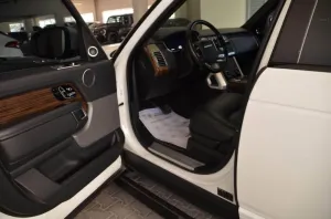 2018 لاند روفر رينج روفر HSE
