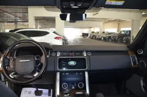 2018 لاند روفر رينج روفر HSE