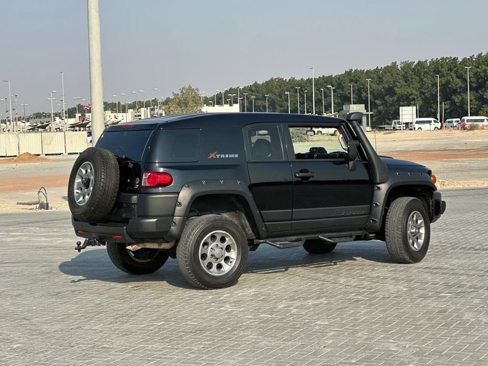 2012 تويوتا أف جي كروزر EXR