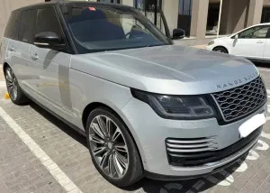 2018 لاند روفر رينج روفر HSE