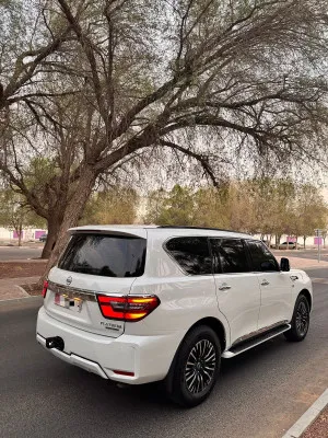 2015 Nissan Patrol LE Platinum city