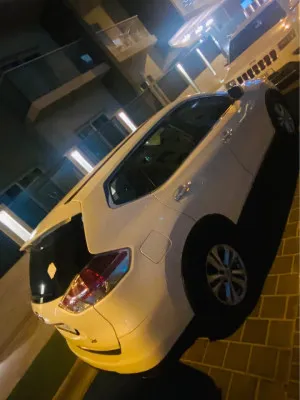 2017 نيسان اكس تريل ST