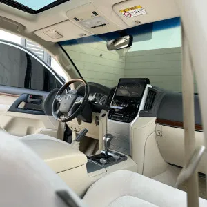 2018 Toyota Land Cruiser GXR