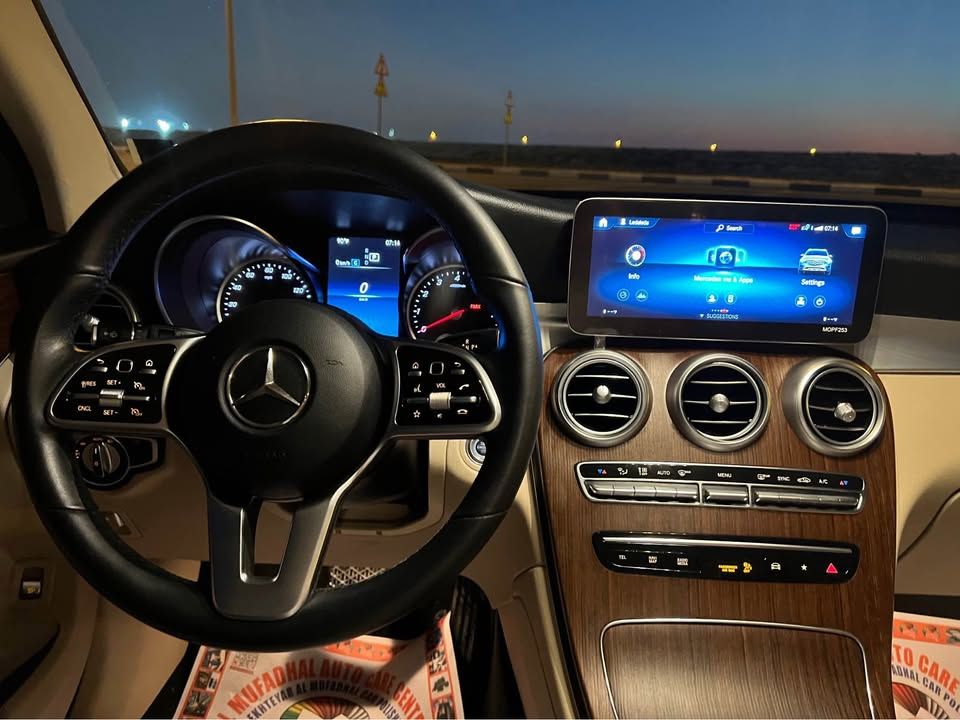 2022 مرسيدس-بنز GLC - جي ال سي GLC250