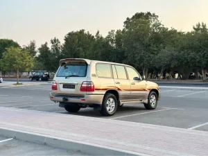 2004 تويوتا لاند كروزر GXR