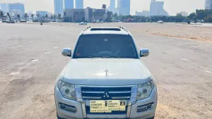 2015 Mitsubishi Pajero GLS