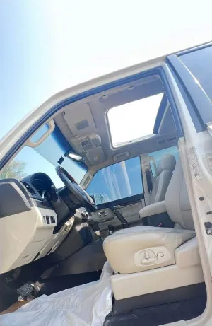 2015 Mitsubishi Pajero GLS