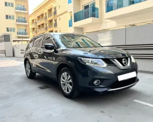 2016 نيسان اكس تريل SL