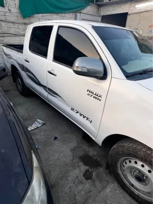 2013 Toyota Hilux DLX