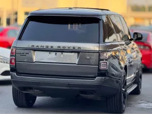 2015 لاند روفر رينج روفر Supercharged