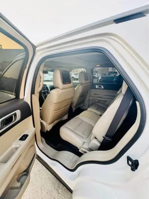 2013 فورد اكسبلورر Limited