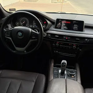 2015 BMW X5 4.8i