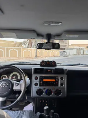 2013 تويوتا أف جي كروزر Adventure