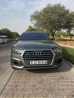 2016 اودي كيو٧ Prestige