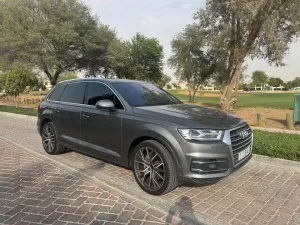 2016 اودي كيو٧ Prestige