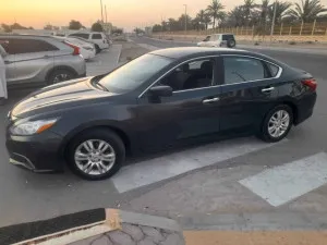 2016 Nissan Altima S