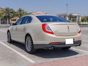 2014 لينكولن ام كي اكس Reserve