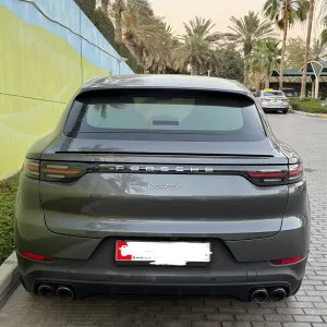 2020 بورش كيان كوبيه E-Hybrid