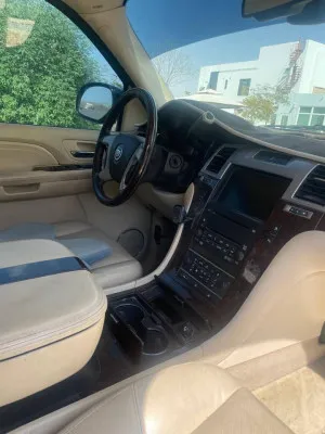 2008 كاديلاك اسكاليد Luxury
