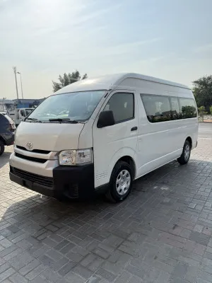 2017 تويوتا هياس Commuter GL