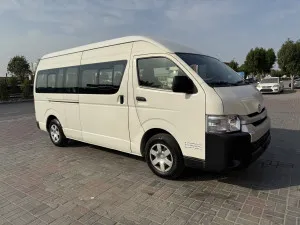 2017 تويوتا هياس Commuter GL