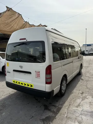 2017 تويوتا هياس Commuter GL