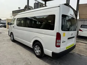 2017 تويوتا هياس Commuter GL
