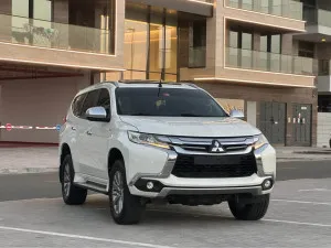 2019 ميتسوبيشي مونتيرو ES