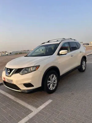 2015 نيسان روج Midnight Edition