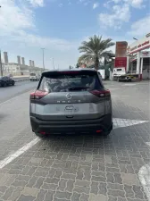 2022 نيسان روج SL