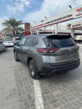 2022 نيسان روج SL