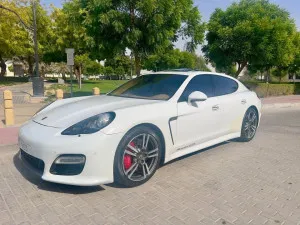 2013 بورش باناميرا GTS