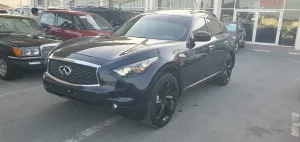2020 إنفينيتي كيو آكس٧٠ V8