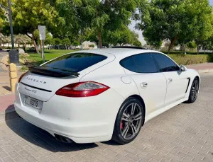 2013 بورش باناميرا GTS