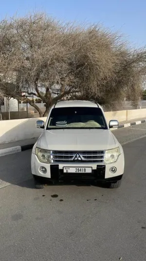 2010 Mitsubishi Pajero GLX