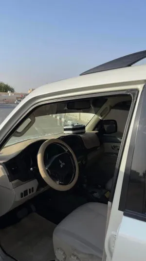 2010 Mitsubishi Pajero GLX