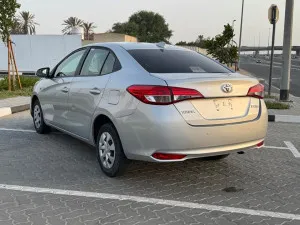 2022 تويوتا ياريس Dynamic