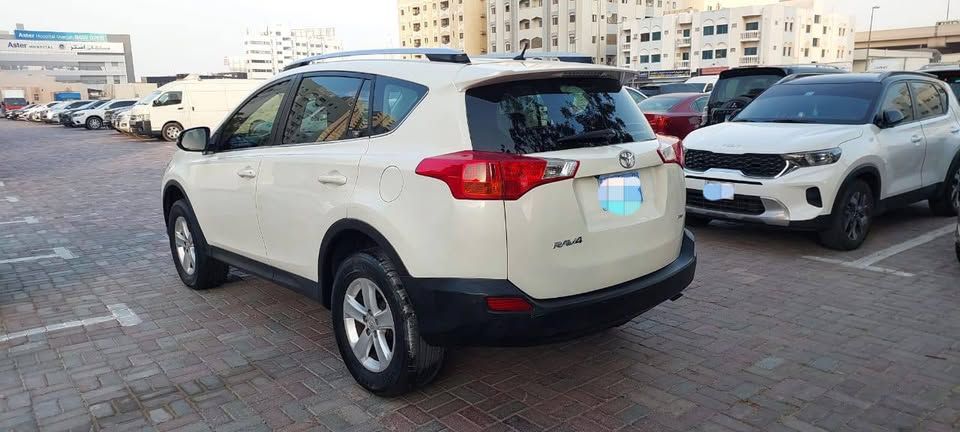 2012 تويوتا راف ٤ EX