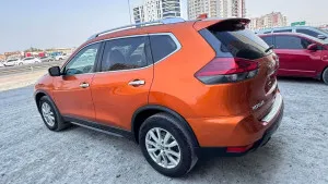 2020 نيسان روج SV