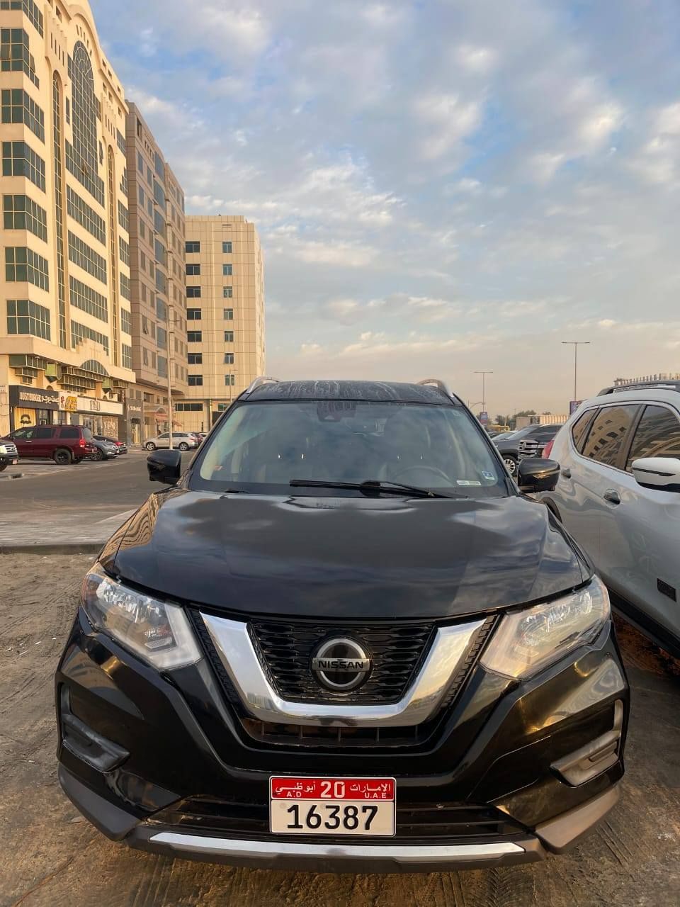 2018 نيسان روج SL