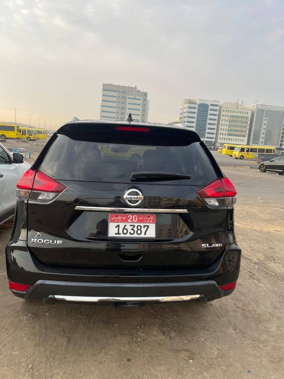 2018 نيسان روج SL