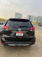 2018 نيسان روج SL
