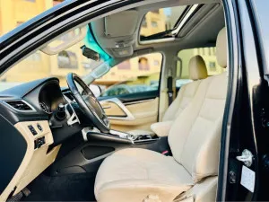 2019 ميتسوبيشي مونتيرو LS