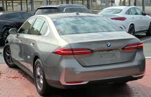 2026 BMW 5-Series 520i